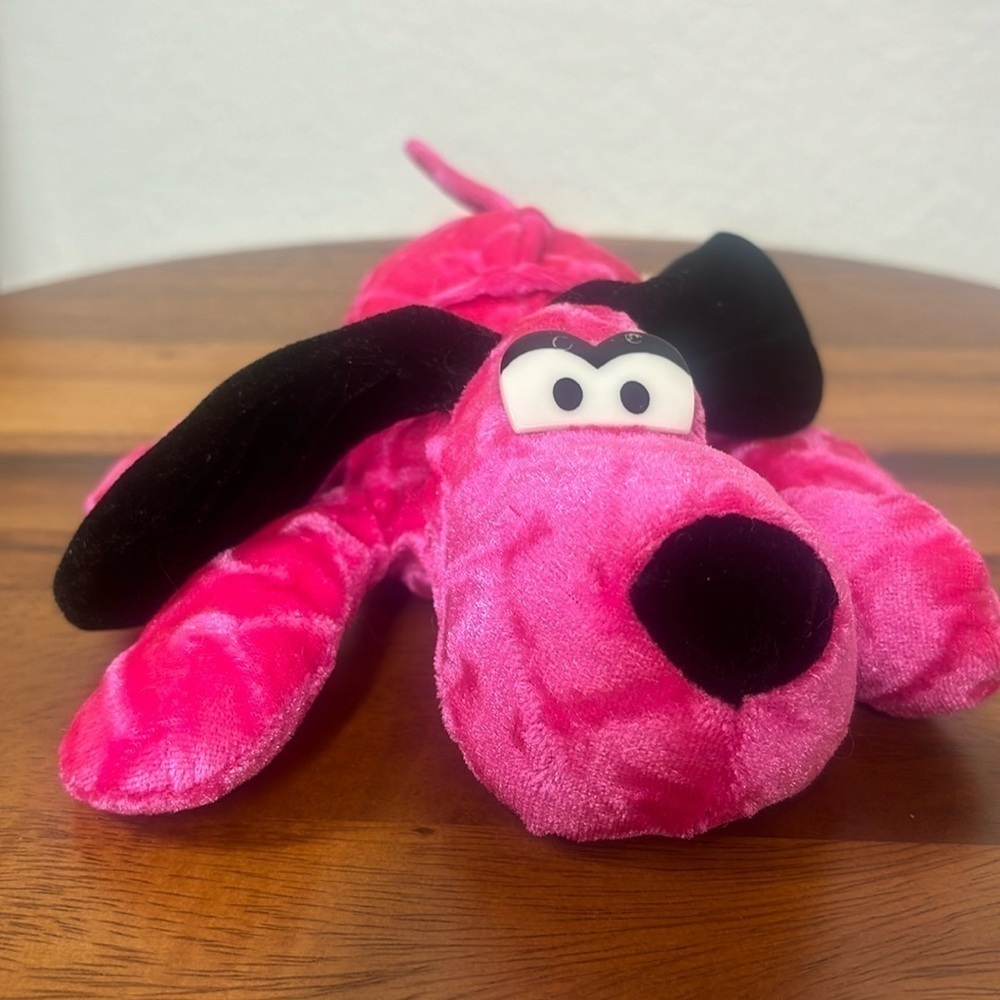vintage six flags  over texas small pink  plush stuffed animal